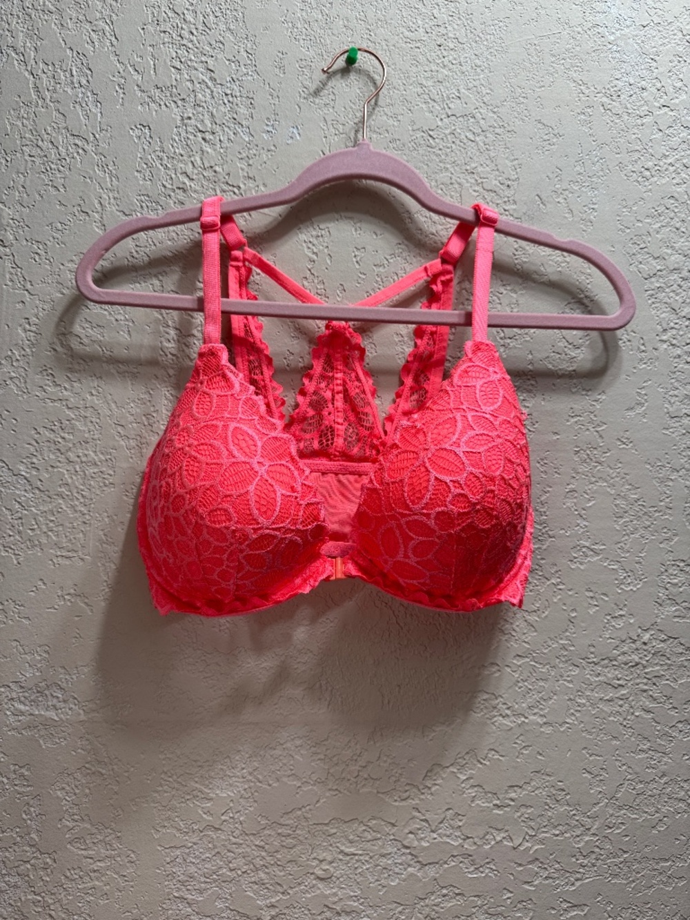 PINK Victoria’s Secret 34DD Neon Coral Lace Racerback Front Close Bra
